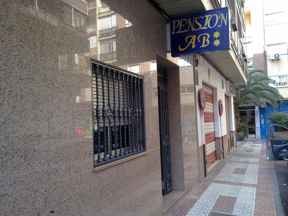 Ab Pension Granada Esterno foto