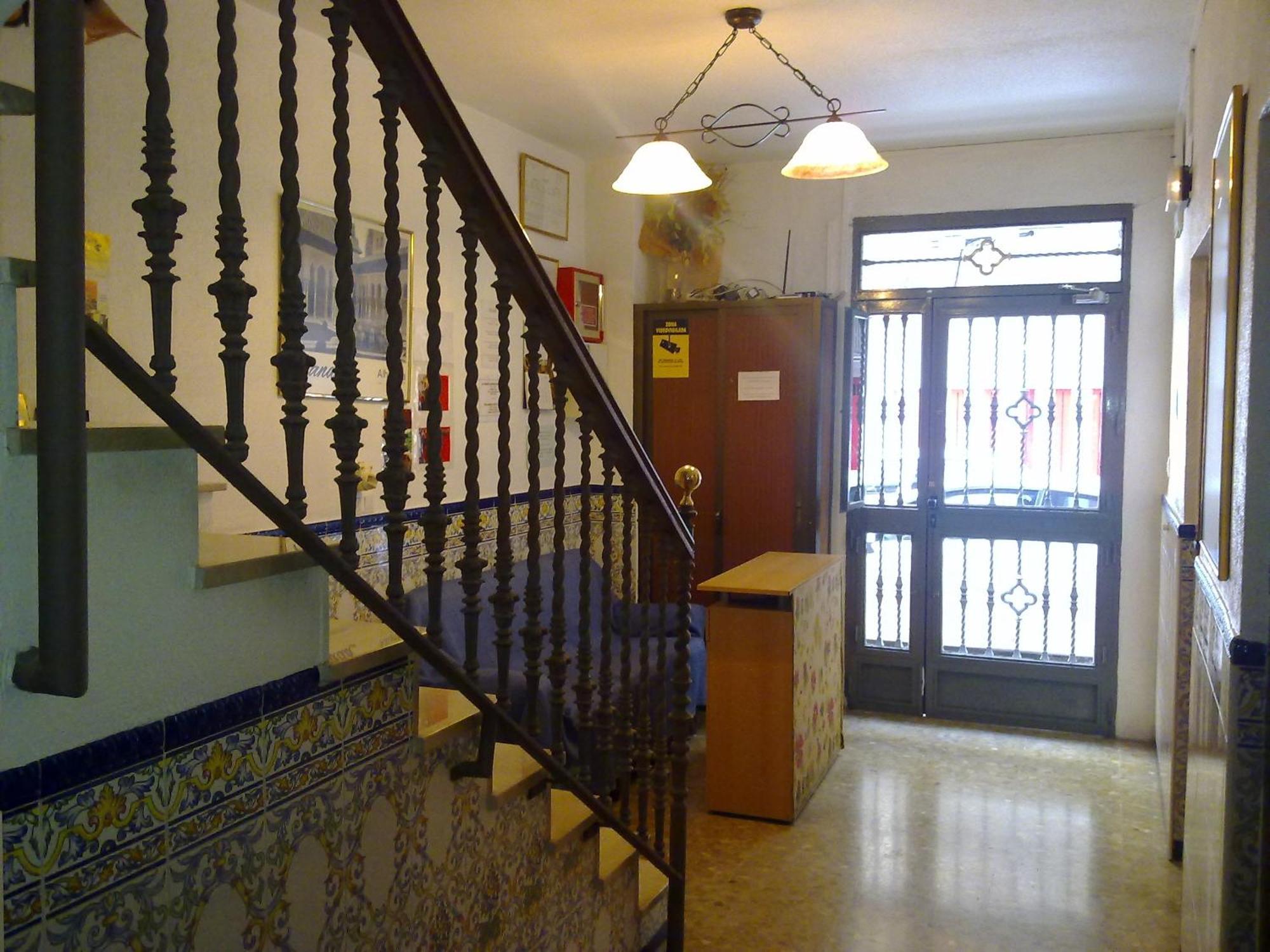 Ab Pension Granada Esterno foto