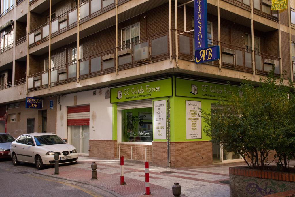 Ab Pension Granada Esterno foto
