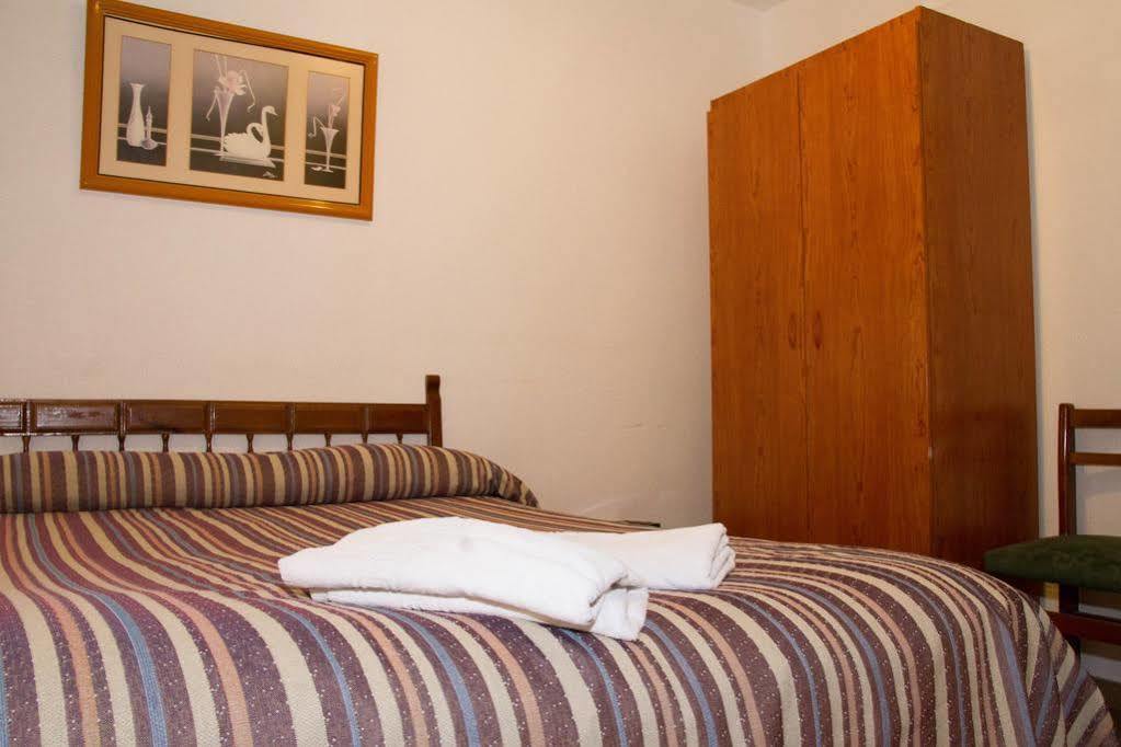 Ab Pension Granada Esterno foto